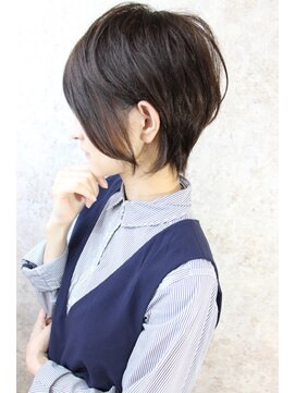 キャアリー(Caary) 福山市 エアリーショートヘア 人気caaryひし形シルエット☆