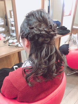 セルフィッシュヘアー(Selfish hair) アレンジ