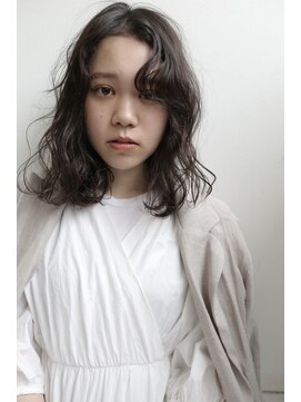 ラヴィズム(LUVISM) くせっ毛medy