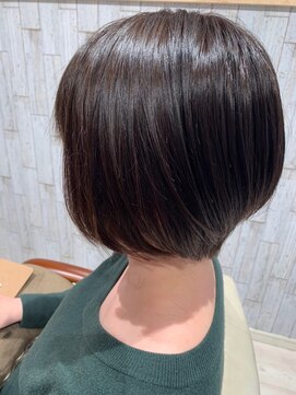 コーラルクリーク(Coral Creek) 透明感ショートボブ