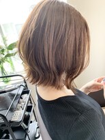 リオリス ヘア サロン(Rioris hair salon)&nbsp;切りっぱなしショートボブ