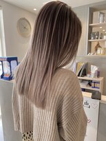 ロテ(LOTE.)&nbsp;ハイライト/髪質改善/ブリーチ/切りっぱなし/一宮/妙興寺