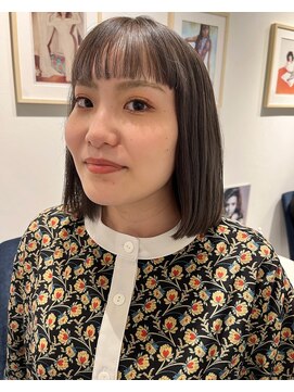 ロンドルーチェ 心斎橋(Lond luce) ダークアッシュ/ミディアムレイヤーカット［髪質改善/縮毛矯正］