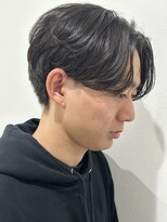 ヒュイル バイ ニアウ(Hwyl by Niau)&nbsp;メンズマッシュセンターパートスパイラルパーマニュアンスパーマ