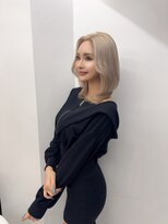 ラピス 渋谷本店(Lapis) ホワイトミルクティー/レイヤーカット/バイカルテ/顔周りカット