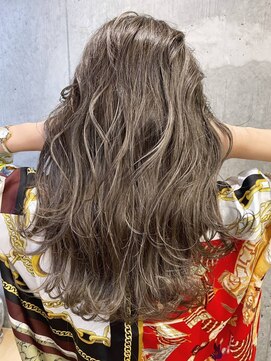 ディーバ 渋谷(D.I.E.V.A) 20代30代40代50代大人ひし形ミディアムボブ艶髪オリーブベージュ