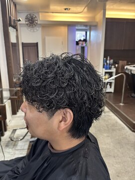 ハイパー(HYPER) サーフカール『メンズ／パーマ／メンズカット』