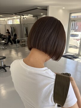 シーン(scene) ぱつっとボブ