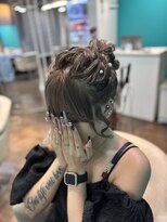 リエラ 新宿(RIERA) ルーズアップ