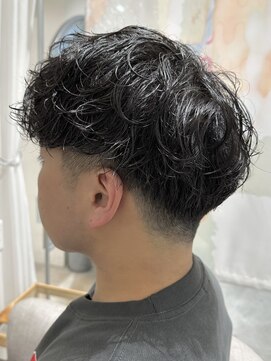 メンズ ラ ジェム(men's la gemme) 緩めスパイラルパーママッシュスタイル