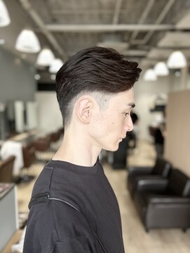 イルファ セイユウ 上野芝店(ehl:fa SEIYU) メンズ 2ブロック センターパート 30代 20代 オールバック