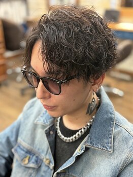 美容室ポール 西葛西店(PAUL)の写真/上げても下ろしても決まる再現性の高いメンズパーマを髪質に合わせてご提案。