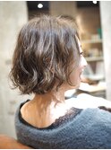 あごラインのショートボブ×波パーマ
