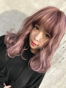 ジーナ(XENA) ペールピンクミディ