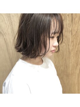 ツイギー 歩行町店(TWiGGY) 【透け感ボブ×アッシュベージュ】