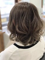 フィーリー ヘア デザイン 太田店(feAry)&nbsp;エアリーミディ　ナチュラルグラデ