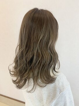 リアン(Lien) 【Lien瀬戸山】ハイトーン×セミロングヘア