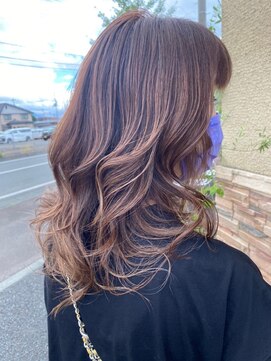 コレットヘア(Colette hair) 【ハイライトで白髪カバー】