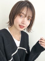 ボブウルフ大人可愛いグレージュカラーグラデーションカラー
