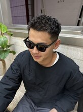 ログ 渋谷(L.O.G) フェードベリーショートピンパーマ