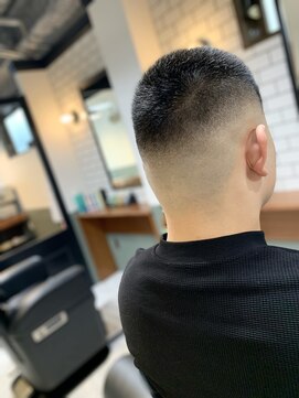 秋元理髪 坊主フェード