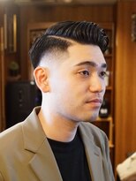 ダウバーバーショップ 表参道(DAU BARBER SHOP) スキンフェードパートスタイル