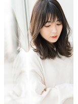 トッカ ヘアアンドトリートメント 難波店 鎖骨ラインの可愛いロブスタイル