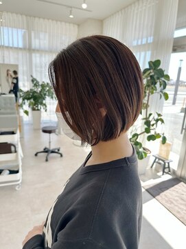 イルプロム 御厨店(illuprom.) ショートボブ / ベージュカラー