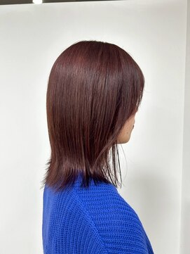 ビーグレイス 外ハネミディアム×30代綺麗めスタイル