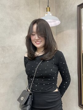 ウタリ(utari) ふんわり透明感ヘア【難波 桜川/韓国風レイヤーカット】