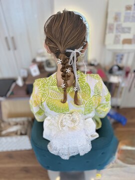 メゾンドミニョン(Maison de Mignon) ツインポニー