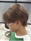 ミルクティーベージュ