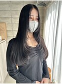 顔周りレイヤーロングスタイル