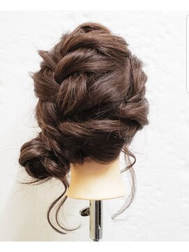 コロ(COLO) 【COLO 丹澤 智子】お呼ばれヘアセット