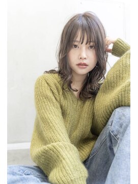 エース (ACE) ACE 無造作カール×大人ミディ