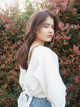 メロウ(MELLOW) 外国人風ヘルシーベージュ