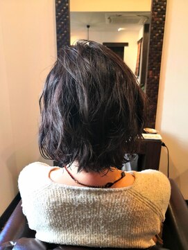 アヴィラ(Avilla) 【AVILLA】伸ばしかけゆるふわパーマ