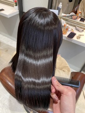 アベリーニューヨーク(Avery NEWYORK) ★髪質改善★酸熱トリートメント{ハイライト/ケアブリーチ]