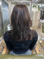 くびれカット（マッシュくびれヘアメルティカラー