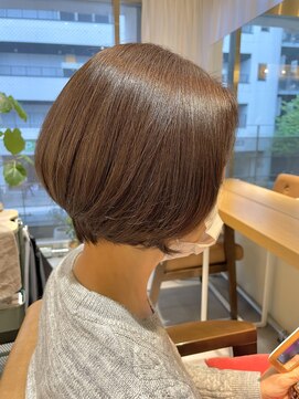 アンベント(unbent) 襟足スッキリ/くびれショート/明るめ白髪染め