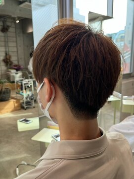 ライラ(Lyla) 刈り上げナチュラルマッシュ