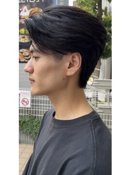 カリーナ(carina) 韓国普センターパートスタイル