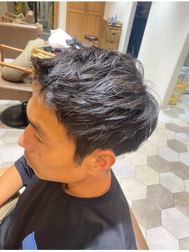 カルテット(Quartett) 【Quartett】お手入れ簡単！刈り上げスタイル！