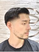 フェード/グラデーション/刈り上げ/ヒゲ/ワイルド