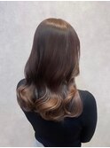 美髪シースルーバングミディアムレイヤーカット