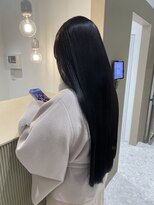 シュヴーブリヤン(cheveux brillants)&nbsp;『清楚で華やかに』シーンを選ばず輝く大人の艶ストレートロング