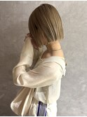 前下がりボブ　ストレートボブ　切りっぱなしボブ