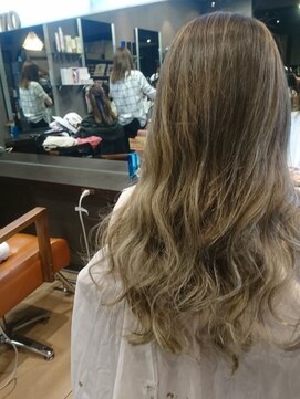 コーボ 柏(COVO) 【covo/takahashi】  バレイヤージュ