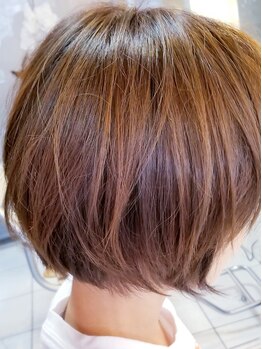 アピーク ヘアー(APEAK hair)の写真/【艶ハリコシUPカラー&白髪カバーカット】ナチュラルな若見え効果◎清潔感のある大人スタイルが人気♪