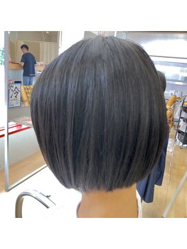 エリア 燕店(area) ナチュラルボブ
